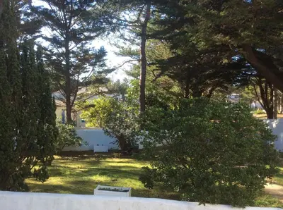 Jardin de l'établissement Maison 4 adultes et 4 enfants - 250m de la plage