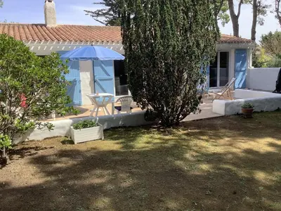 Jardin de l'établissement Maison 4 adultes et 4 enfants - 250m de la plage