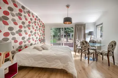 Un ou plusieurs lits dans un hébergement de l'établissement Villa balnéaire pour 8 - 75m de la plage
