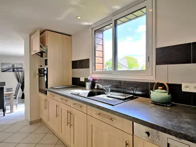 Cuisine ou kitchenette dans l'établissement Holiday Home Le Graffi'Ty by Interhome