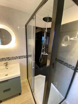Salle de bains dans l'établissement La Morinais