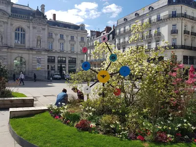 Jardin de l'établissement Maisonnette atypique en triplex au calme hyper-centre place du Ralliement