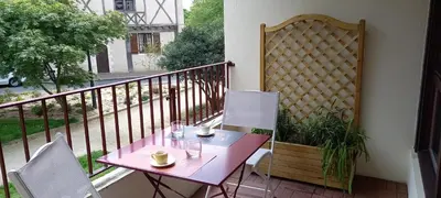 Balcon ou terrasse dans l'établissement Les Petites Fontaines au cœur de la Doutre