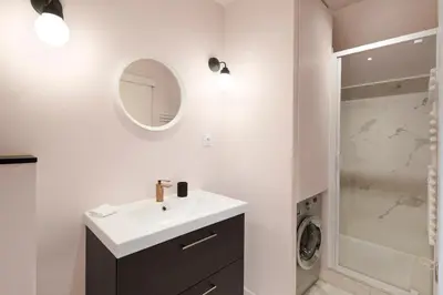 Salle de bains dans l'établissement Jad'Or - avec parking privé