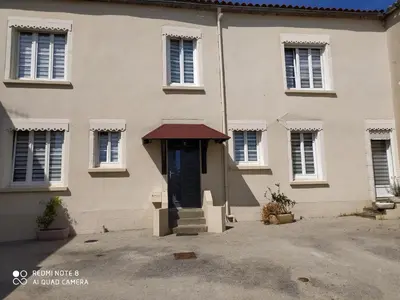 Bâtiment de le séjour chez l'habitant