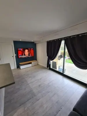 Télévision ou salle de divertissement dans l'établissement Appartement Golf International de la Baule, Saint Denac, Saint André des Eaux
