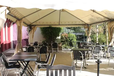 Restaurant ou autre lieu de restauration dans l'établissement Don Quichotte