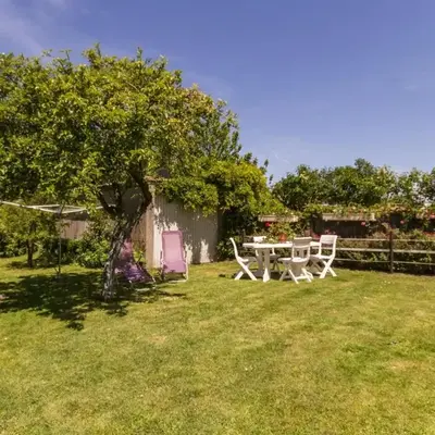 Location saisonnière: Gîte cosy avec jardin clos
