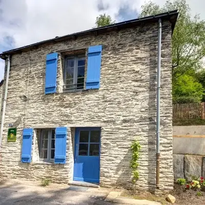 Maison Authentique Bord de Rivière avec Jardin Privatif - Gîte de Pêche