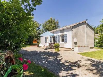 Jardin de l'établissement Maison calme de campagne avec jardin clos, jeux pour enfants et vélos à proximité de Châteaubriant - FR-1-306-902
