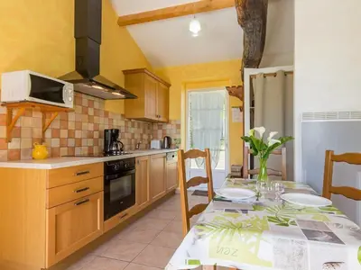 Cuisine ou kitchenette dans l'établissement Gîte cosy avec spa en pleine campagne près de Pornic - FR-1-306-927
