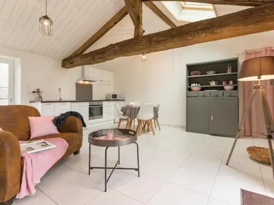 Cuisine ou kitchenette dans l'établissement Gîte paisible à la campagne près de Pornic, jardin commun, wifi, idéal pour détente et loisirs - FR-1-306-1069