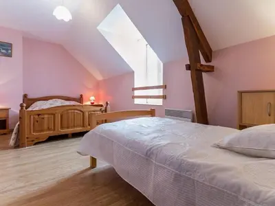 Un ou plusieurs lits dans un hébergement de l'établissement Gîte calme entre plage et nature, 3 chambres, jardin clos, proche Guérande/La Baule - FR-1-306-1125
