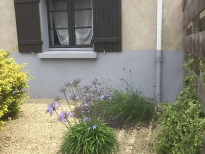 Jardin de l'établissement Gîte rénové avec jardin privé, proche de la Baule et Guérande, idéal pour 4 personnes. - FR-1-306-1163