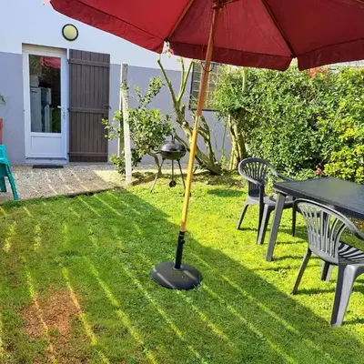 Gîte rénové avec jardin privé