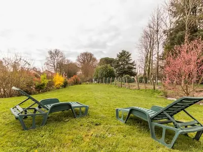 Jardin de l'établissement Maison contemporaine à Nozay avec jardin clos, proche Nantes : 3 chambres, Wi-Fi, garage vélos/motos - FR-1-306-1178