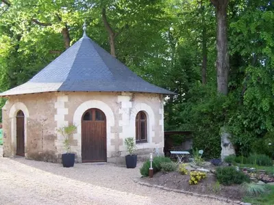 Jardin de l'établissement Gîte cosy aux portes de Nantes, terrasse privée, vélos, Wifi, draps inclus - FR-1-306-824