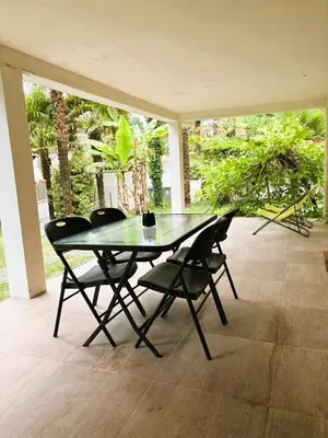Terrasse ou espace extérieur de l'établissement Le Rocher de Bel Air -40m2 -Chaleureux 3 étoiles