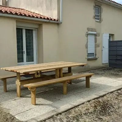 Maison rénovée à la campagne avec terrasse