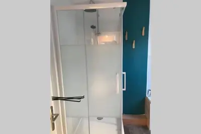 Salle de bains dans l'établissement Maison Chiche