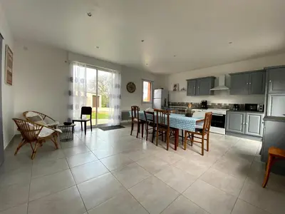 Cuisine ou kitchenette dans l'établissement LE MOULIN DES GARDES