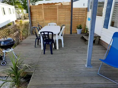 Terrasse ou espace extérieur de l'établissement Location mobil home