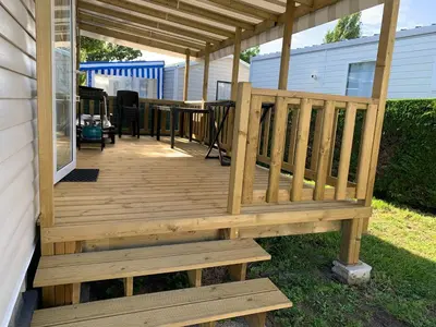 Balcon ou terrasse dans l'établissement Mobil-home Dan Dom