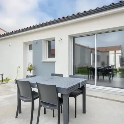 Maison moderne pour 7 personnes à Saint-Michel-Chef-Chef