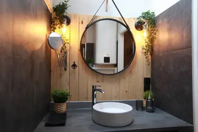 Salle de bains dans l'établissement Love Room Romantique Les Petits Plaisirs