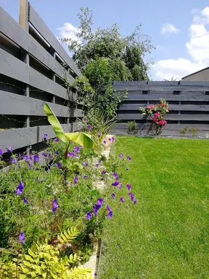Jardin de l'établissement le gîte du fou logement 8 pers 13mn puy du fou