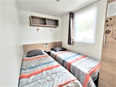 Un ou plusieurs lits dans un hébergement de l'établissement 3 Bed - Sleeps 6 - On-Site Activities - Parking