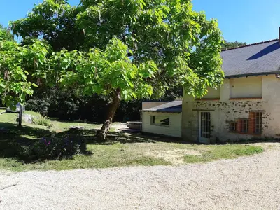 Jardin de l'établissement Grand gîte dans son écrin de Nature
