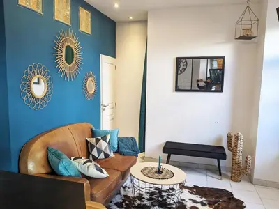 Coin salon dans l'établissement Appartement cosy à Nantes avec terrasse