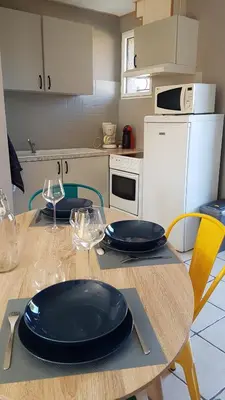 Cuisine ou kitchenette dans l'établissement Gites de la Bonaudrie