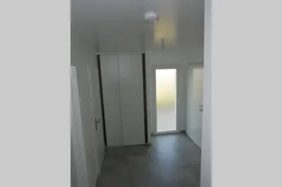 Plan de l'établissement CHARMANT STUDIO DANS UNE MAISON NEUVE
