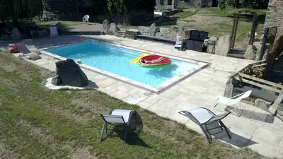 Piscine de l'établissement Gîte avec piscine entre Redon et la Roche Bernard ou située à proximité