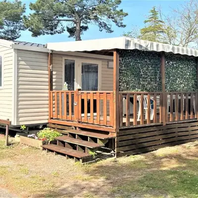 Mobile Home - Sleeps 4 - Parking - Family Pools