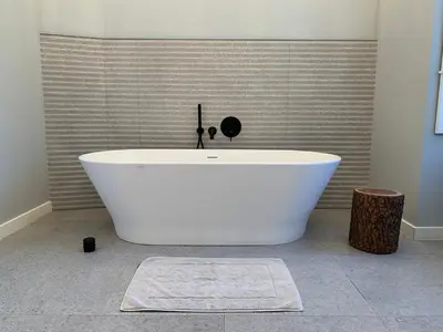 Salle de bains dans l'établissement Domaine de La Mazure