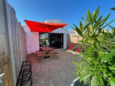 Jardin de l'établissement NOIRMOUTIER - Petite maison 500m plage Sableaux