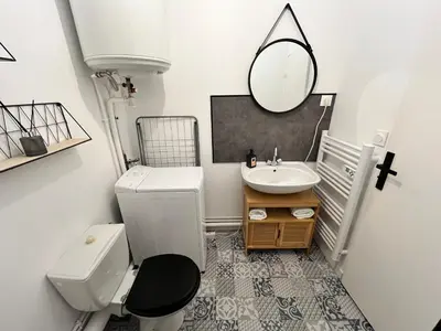 Salle de bains dans l'établissement Agréable Studio Calme - Proche Tramway et Centre