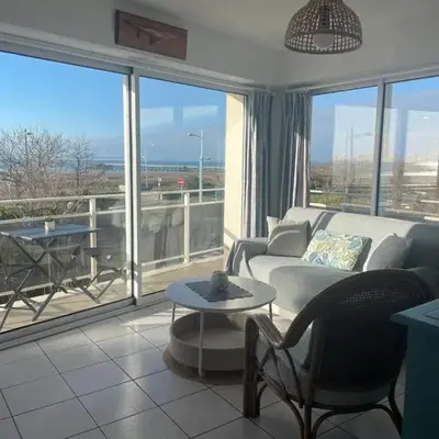 Appartement T2 vue mer les pieds dans l'eau avec parking privé
