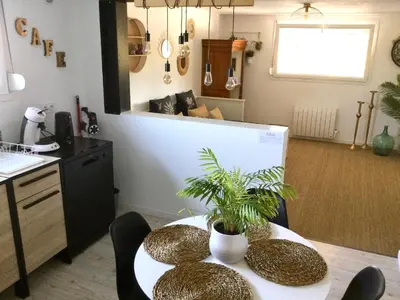 Cuisine ou kitchenette dans l'établissement Au calme proche de la Loire et Nantes