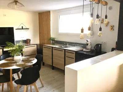 Cuisine ou kitchenette dans l'établissement Au calme proche de la Loire et Nantes