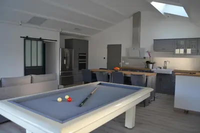 Cuisine ou kitchenette dans l'établissement Maison en bord de mer au Domaine du Bois Soret