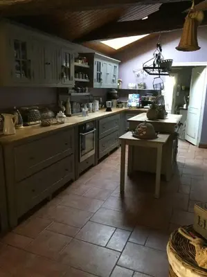 Cuisine ou kitchenette dans l'établissement Maison à 10 min du puy du fou et parc de Maulévrier