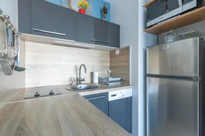 Cuisine ou kitchenette dans l'établissement Magnifique vue sur l'océan- Appartement pour 2