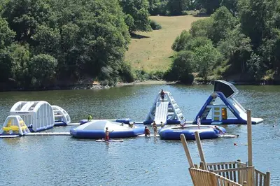 Vue sur la rivière ou le fleuve situé(e) à proximité de la maison de vacances