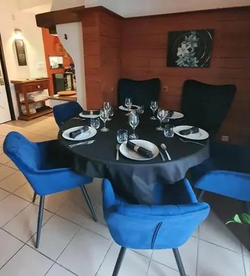 Coin salon dans l'établissement Auberge des etiers chambres d'hôtes