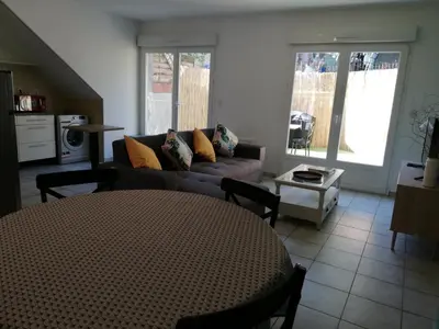 Coin salon dans l'établissement Gîte d'Anouck au coeur d'Oudon proche baignade