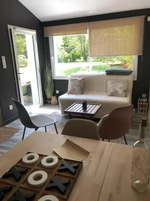 Coin salon dans l'établissement IBI ENJOY